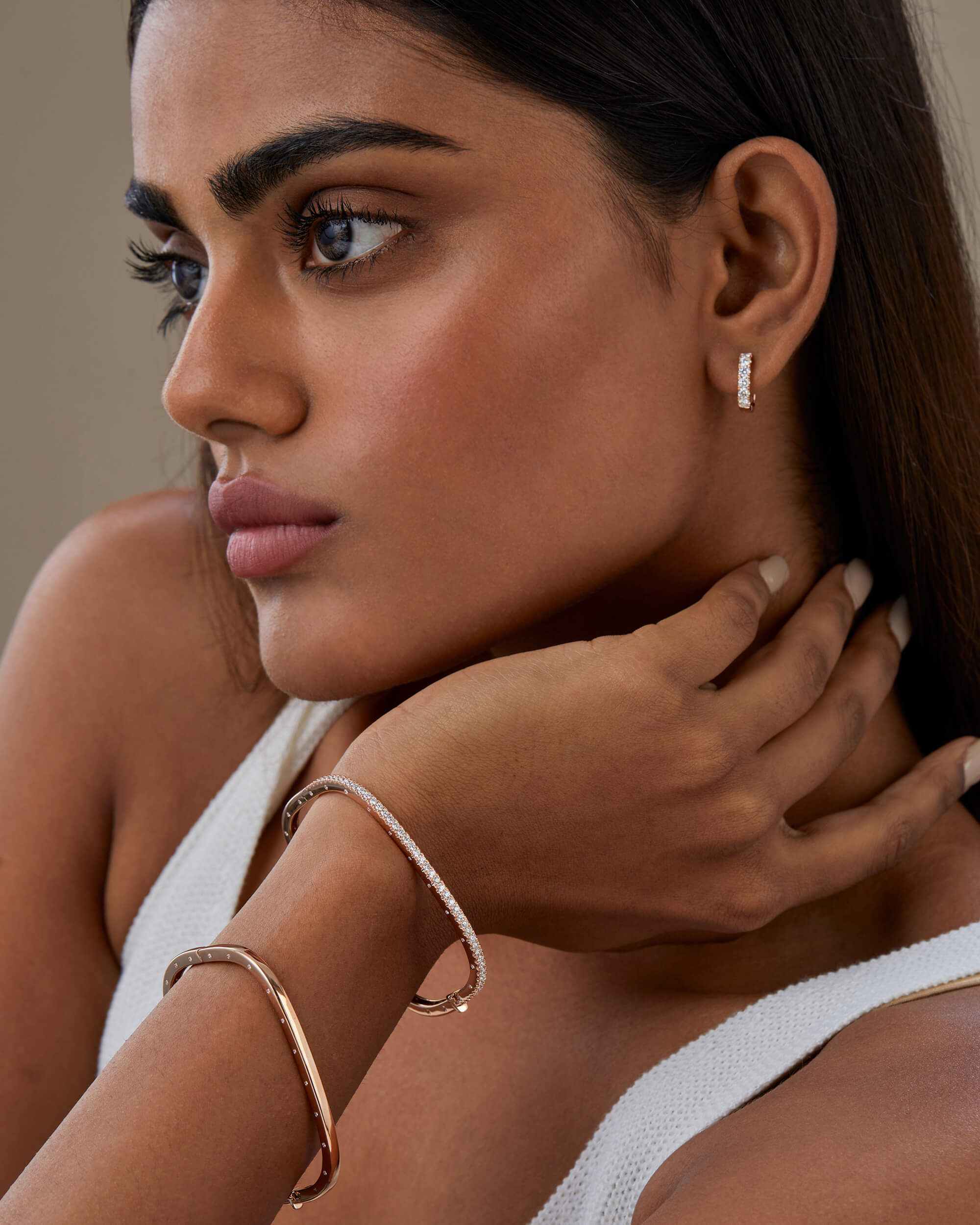 Picture Stand alone. Stand out